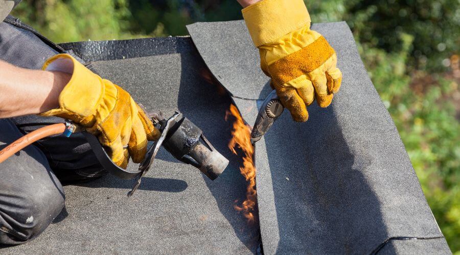 Expert Emergency Roof Repairs services in Brashear, MO